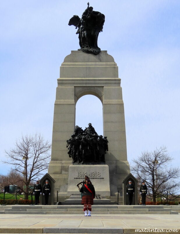 Ottawa relève de la garde