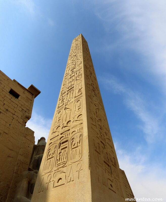 Temple de Louxor obélisque